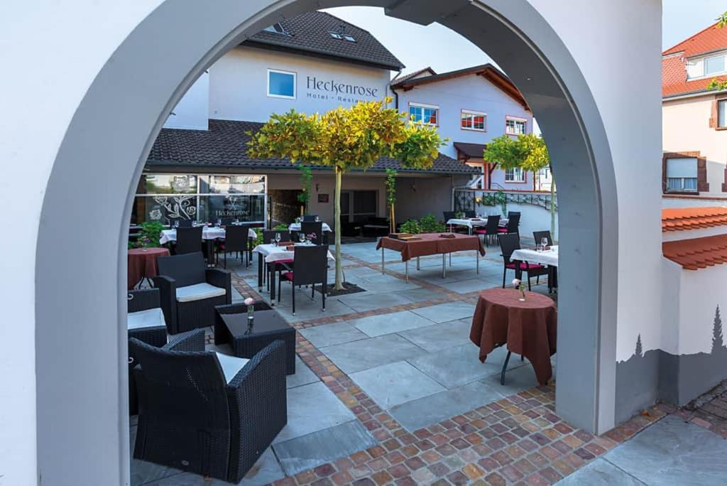 Self Checkin Hotel Heckenrose Lorin Ringsheim Exteriör bild